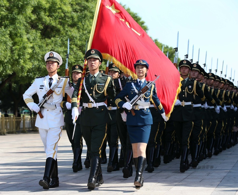 檢閱女兵儀仗隊(duì)，榮耀與力量的展現(xiàn)，檢閱女兵儀仗隊(duì)，榮耀與力量的璀璨瞬間