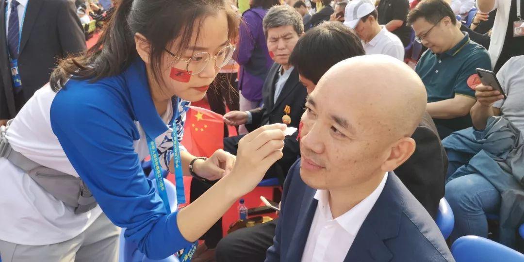 國慶閱兵視頻2019，回顧盛況，完整視頻再現(xiàn)輝煌，2019國慶閱兵回顧，盛況再現(xiàn)，輝煌視頻展現(xiàn)