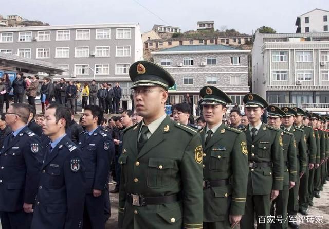 警備區(qū)權(quán)力詳解，究竟權(quán)力大小如何？，警備區(qū)權(quán)力深度解析，權(quán)力范圍與大小揭秘