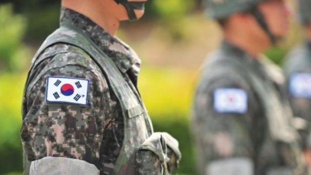 韓國(guó)服兵役是否可怕？探究真相與誤解，韓國(guó)服兵役真相探究，揭示事實(shí)與誤解的真相