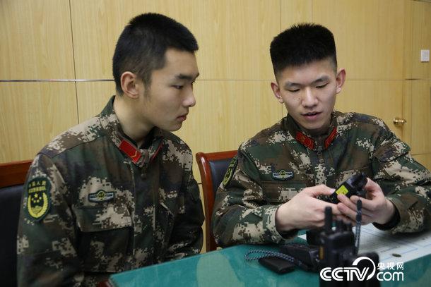 國防軍事頻道大家談，深度探討軍事話題，共筑國防強國夢，國防軍事頻道深度探討，共筑國防強國夢，軍事話題大家談