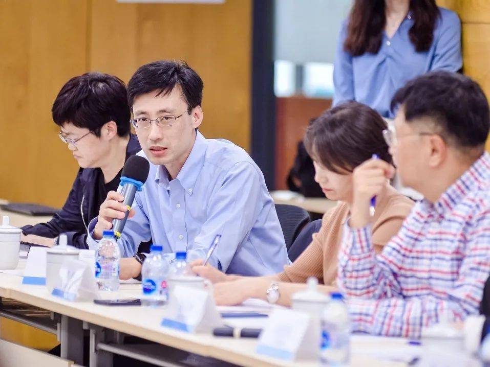 王中王一肖中持嗎？深度解析背后的故事與真相，揭秘王中王一肖背后的故事與真相，深度解析與真相探討