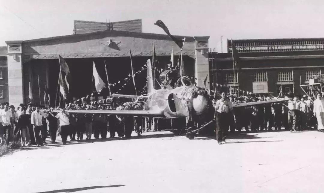 中國最可怕的戰(zhàn)機(jī)，殲-60的神秘面紗與視頻揭秘，揭秘中國頂尖戰(zhàn)機(jī)殲-60的神秘面紗與性能揭秘視頻