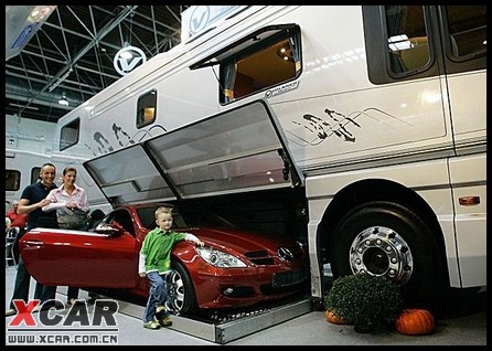 探索澳門未來(lái)，2025新澳門正版免費(fèi)資本車展望，澳門未來(lái)展望，2025資本車正版免費(fèi)探索之旅