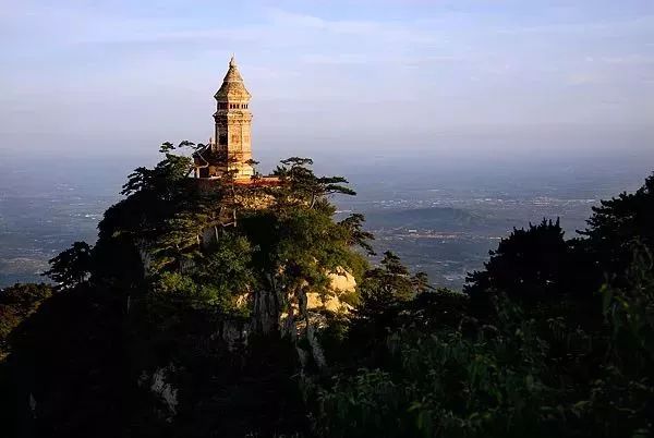 盤山風景區(qū)，自然美景的瑰寶，盤山風景區(qū)，自然美景的瑰寶之地