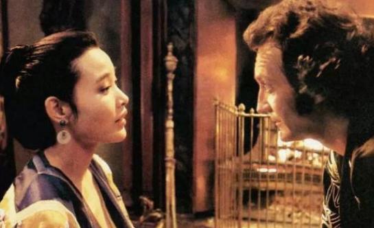 美國為藝術(shù)奉獻(xiàn)的明星有哪些？，美國藝術(shù)奉獻(xiàn)的明星群星閃耀，探索他們的藝術(shù)之旅