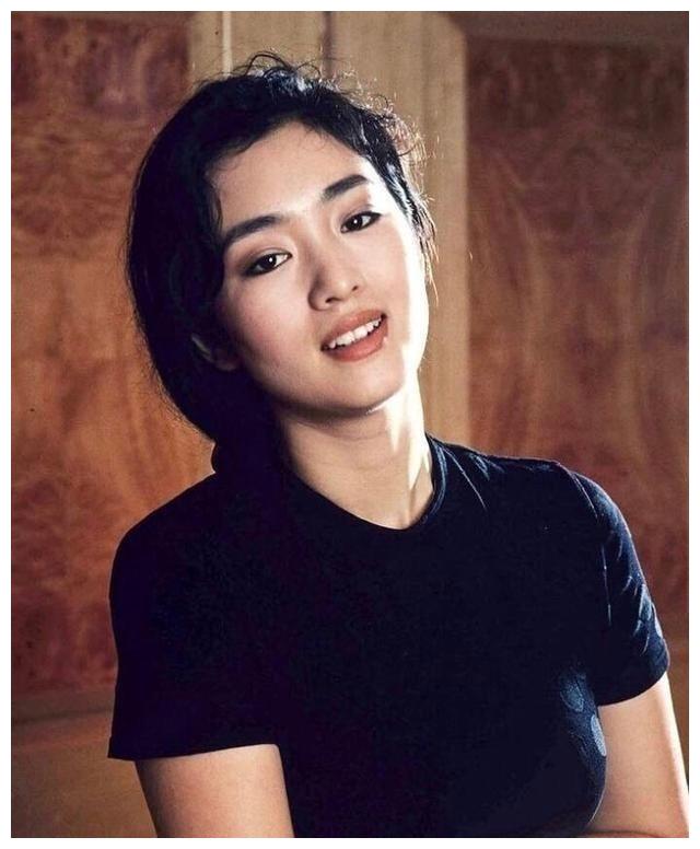 鞏俐年輕時候有多美——時光倒流，重溫女神青春風采，鞏俐年輕時的絕美風采，時光倒流，重溫女神青春魅力