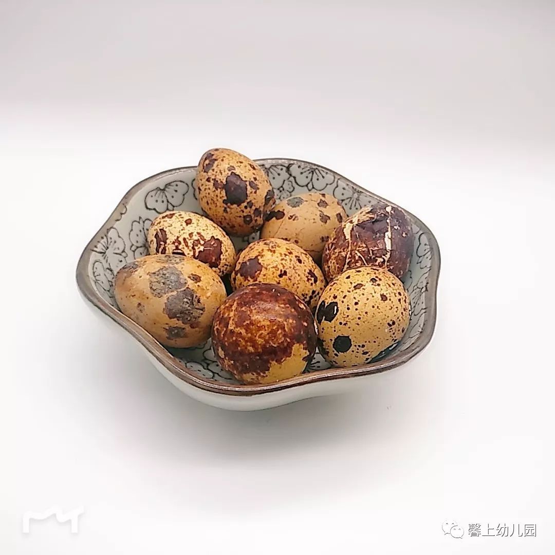 關(guān)于十個(gè)月寶寶的健康成長(zhǎng)，一日三餐食譜指南，十個(gè)月寶寶的健康成長(zhǎng)，一日三餐食譜指南