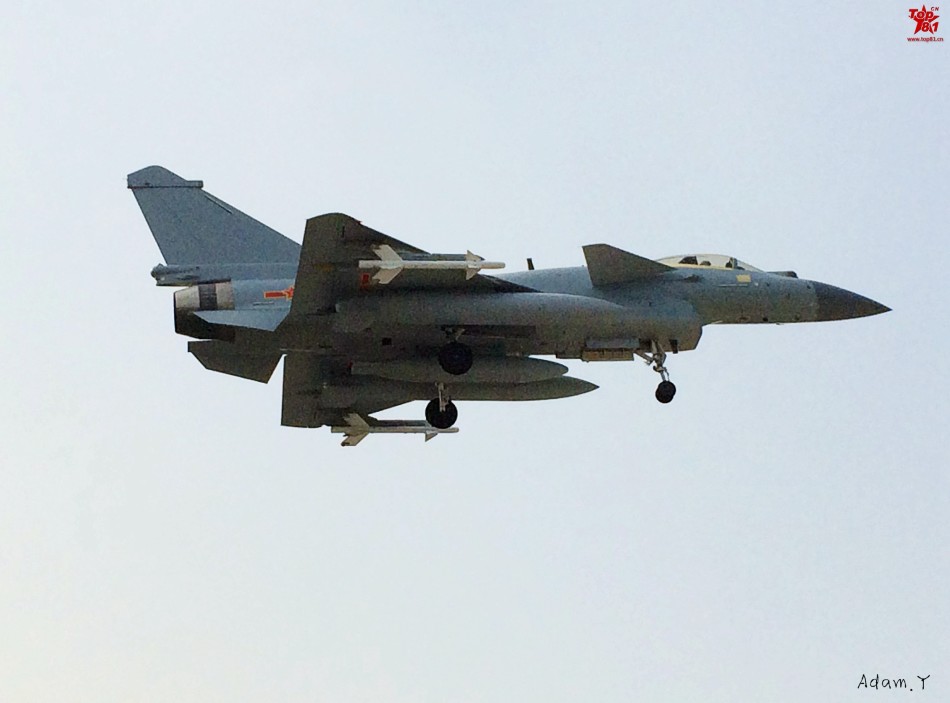 殲10戰(zhàn)斗機(jī)的詳細(xì)介紹，殲10戰(zhàn)斗機(jī)深度解析