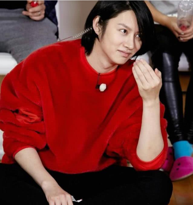 登上韓國(guó)熱搜榜的中國(guó)藝人，跨界影響力與文化的交融，中國(guó)藝人的跨界影響力與文化的交融，登上韓國(guó)熱搜榜的矚目之旅