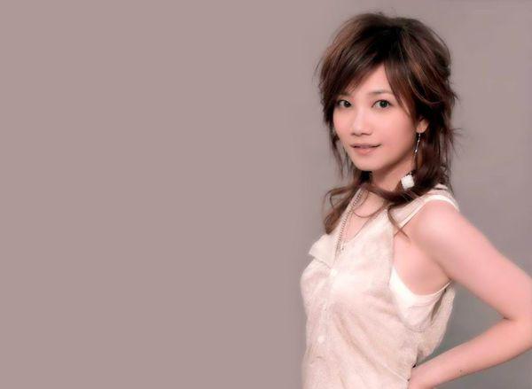 梁靜茹個(gè)人資料簡(jiǎn)介及最新新聞，梁靜茹個(gè)人資料簡(jiǎn)介與最新動(dòng)態(tài)