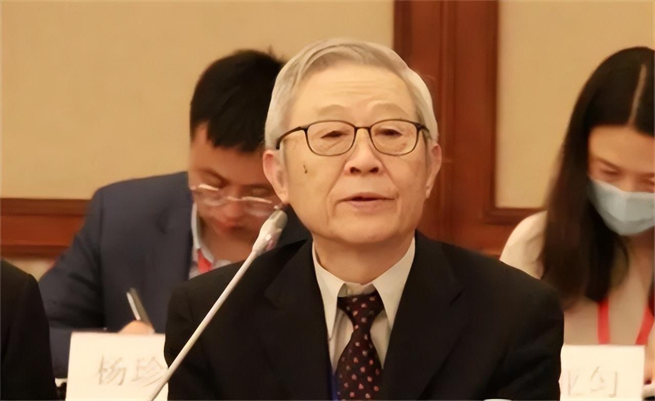 軍事直播間2024，未來(lái)戰(zhàn)爭(zhēng)的前瞻與深度解析，軍事直播間2024，未來(lái)戰(zhàn)爭(zhēng)趨勢(shì)的深度前瞻與解析