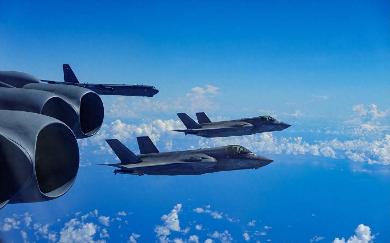 軍事熱點新聞，全球軍事動態(tài)深度解析，全球軍事動態(tài)深度解析，軍事熱點新聞一覽