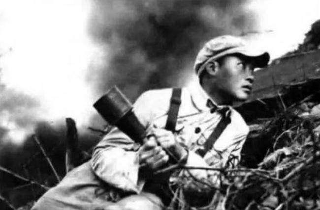 遼寧艦航母研發(fā)背后的英雄，那15位偉大科學家的犧牲與貢獻，遼寧艦航母研發(fā)背后的英雄，偉大科學家的犧牲與貢獻——致敬那15位英雄人物