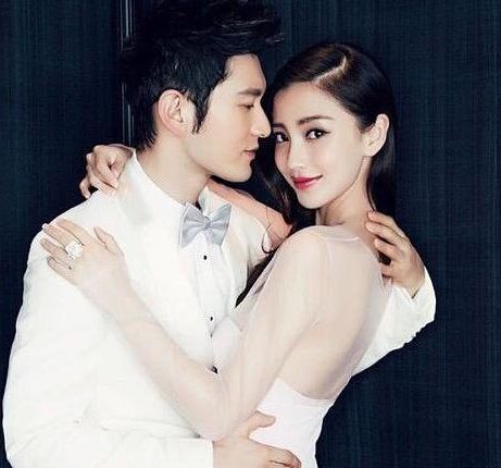 明星夫妻，娛樂(lè)圈的愛(ài)情與光芒，明星夫妻，娛樂(lè)圈的愛(ài)情閃耀之路