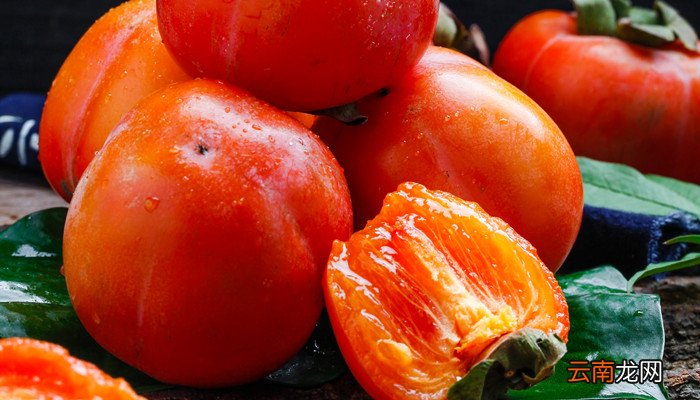 柿子不能和哪些食物同吃，九種食物需謹(jǐn)慎搭配，柿子食用禁忌，九種食物不宜與柿子搭配食用