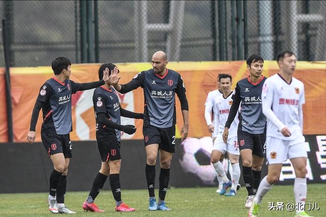 中超三鎮(zhèn)與浙江隊(duì)，一場(chǎng)不容錯(cuò)過的對(duì)決，中超三鎮(zhèn)與浙江隊(duì)，巔峰對(duì)決，不容錯(cuò)過