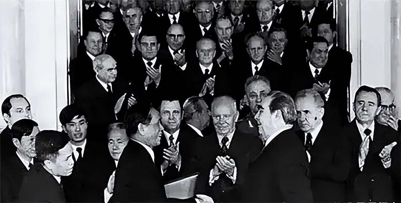 蘇聯(lián)九艘航母去向揭秘，歷史背后的故事，蘇聯(lián)九艘航母去向揭秘，歷史背后的故事探秘