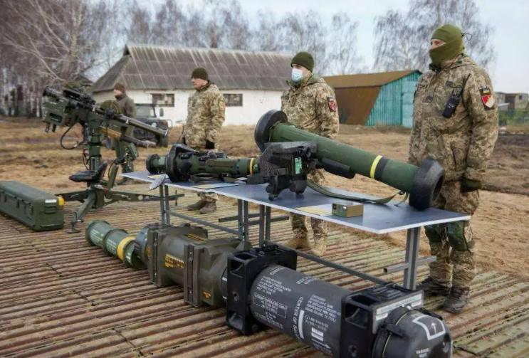 軍事武器排名，全球頂尖武器大盤點，全球頂尖軍事武器大盤點與排名解析