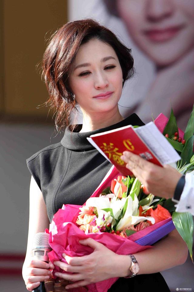 李小冉個人資料、年齡及簡介，李小冉個人資料簡介及年齡