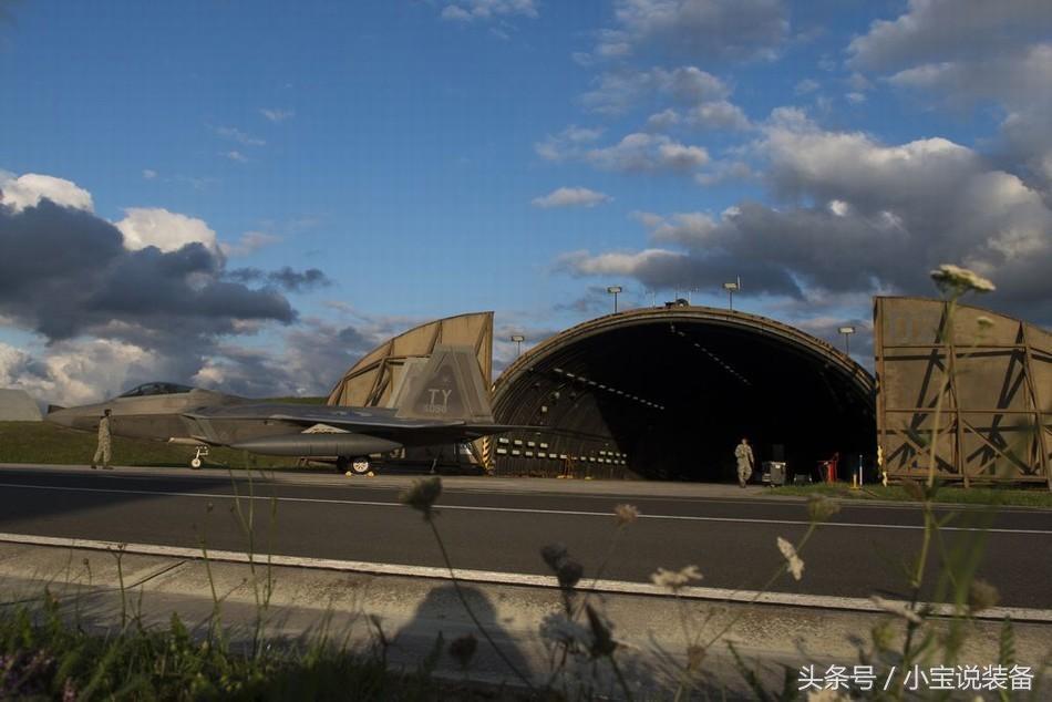 關(guān)于幾架殲-20可以打敗一架F-22的探討，殲-20與F-22對(duì)決探討，幾架殲-20能勝出一架F-22？