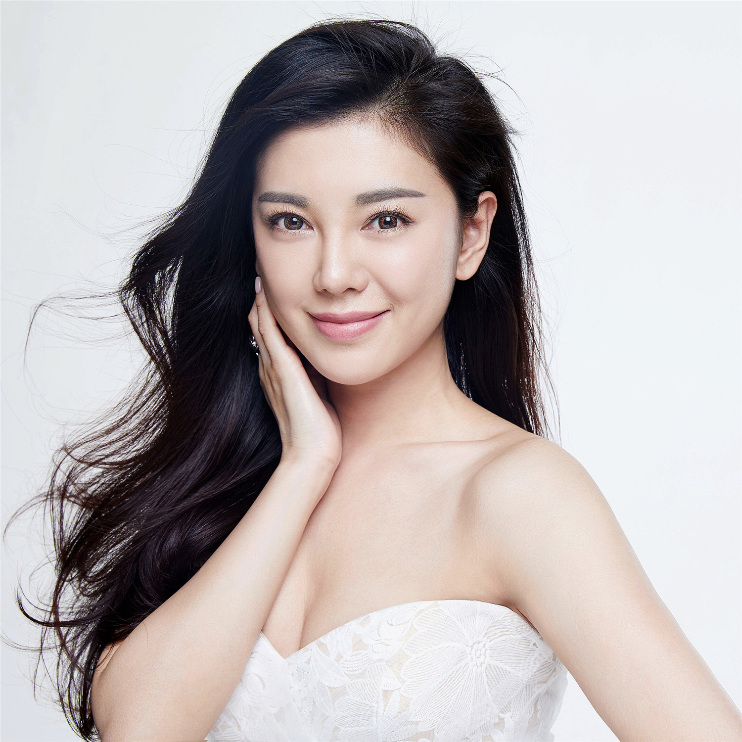 趙文琪演員，星光璀璨，展現(xiàn)無限魅力，趙文琪，星光魅力無限，演藝璀璨綻放