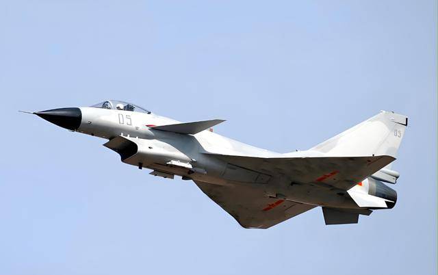 殲-10D交付中國，揭示其重要性及未來展望，殲-10D交付中國，揭示其戰(zhàn)略意義及未來展望