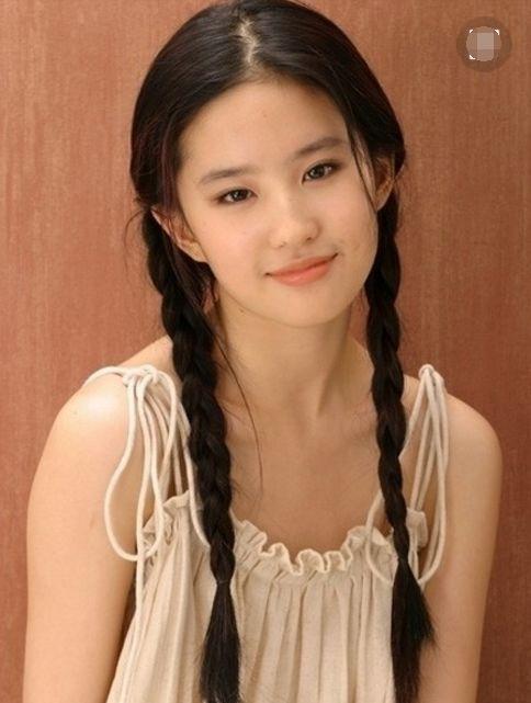 比劉亦菲還漂亮的女明星存在嗎？探究娛樂圈中的美麗多樣性，探究娛樂圈中的美麗多樣性，是否存在比劉亦菲更璀璨的女明星？