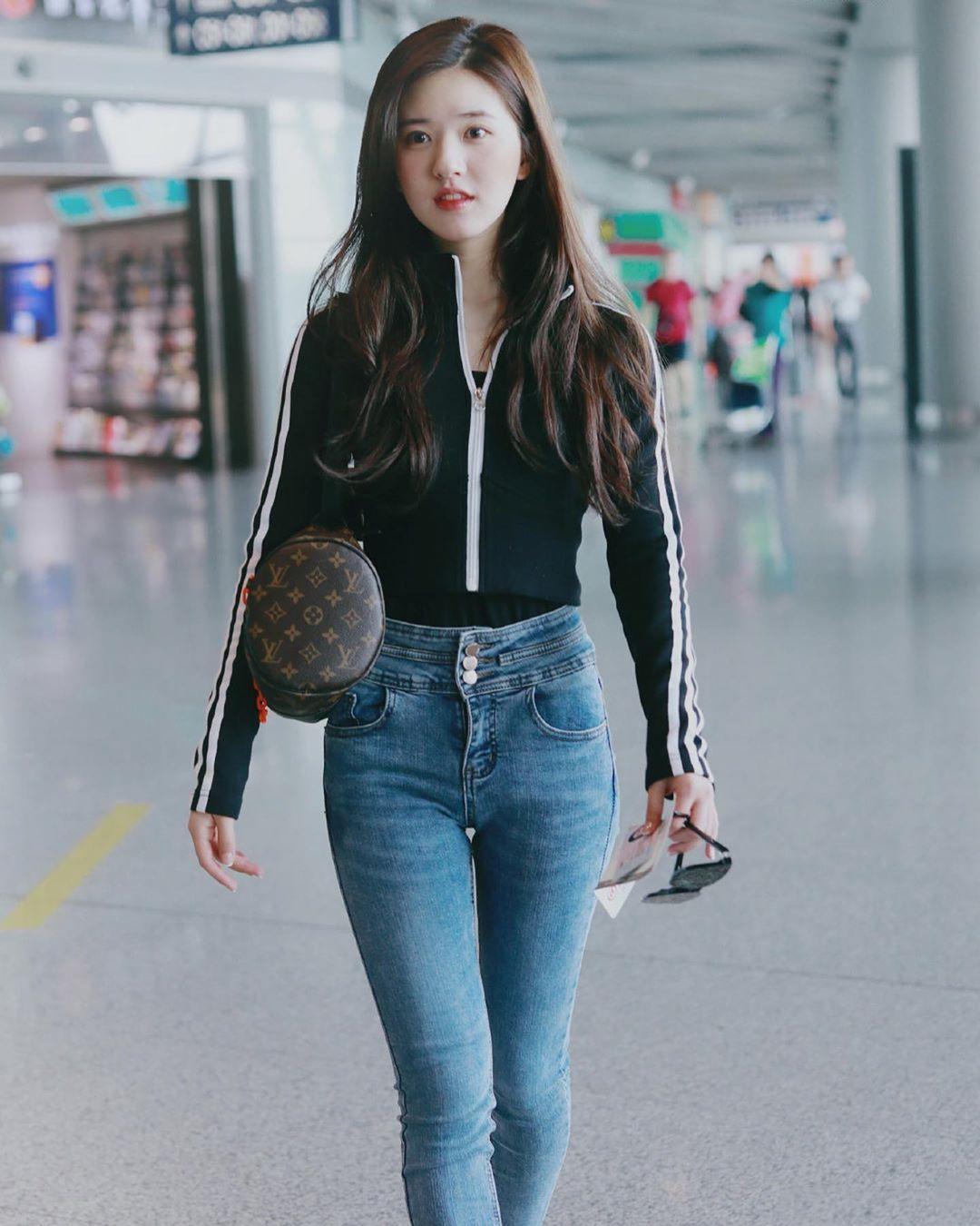 女明星素顏排行榜前十名，自然之美無(wú)需修飾，女明星素顏排行榜前十名，自然之美，無(wú)需修飾的頂級(jí)美麗