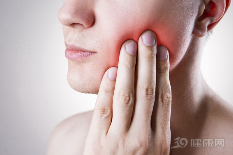 舌癌的早期癥狀圖片，了解、預(yù)防與應(yīng)對，舌癌早期癥狀圖解，了解、預(yù)防與應(yīng)對策略