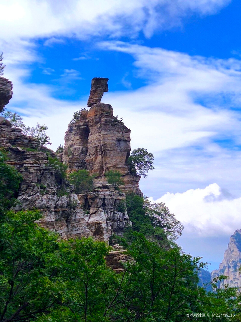 白石山，自然奇景的瑰寶，白石山，自然奇景之瑰寶