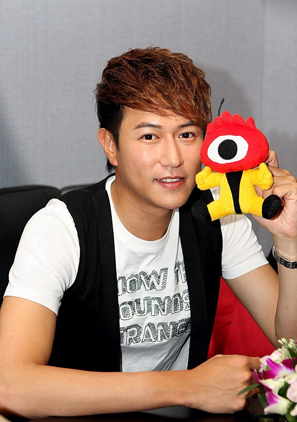 陳鍵鋒個人資料，深度解析一位多才多藝的藝人，陳鍵鋒，一位多才多藝的藝人深度解析