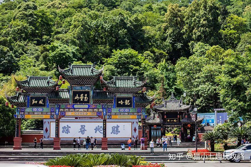 成都必去的旅游景點(diǎn)——探索天府之國(guó)的魅力，天府之國(guó)魅力揭秘，成都必游景點(diǎn)全攻略