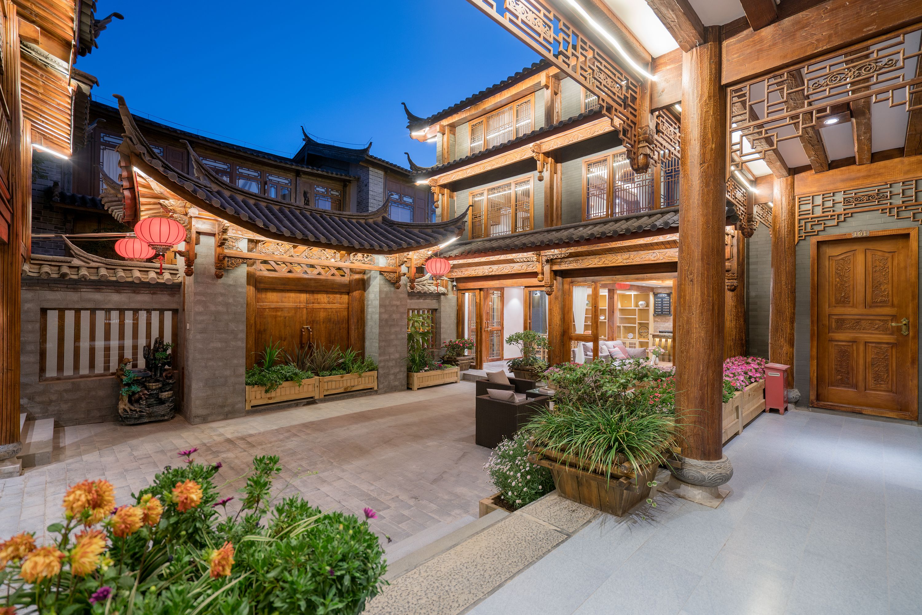 麗江古城客棧，體驗(yàn)古城的韻味與溫暖，麗江古城客棧，體驗(yàn)古城韻味與溫馨之旅