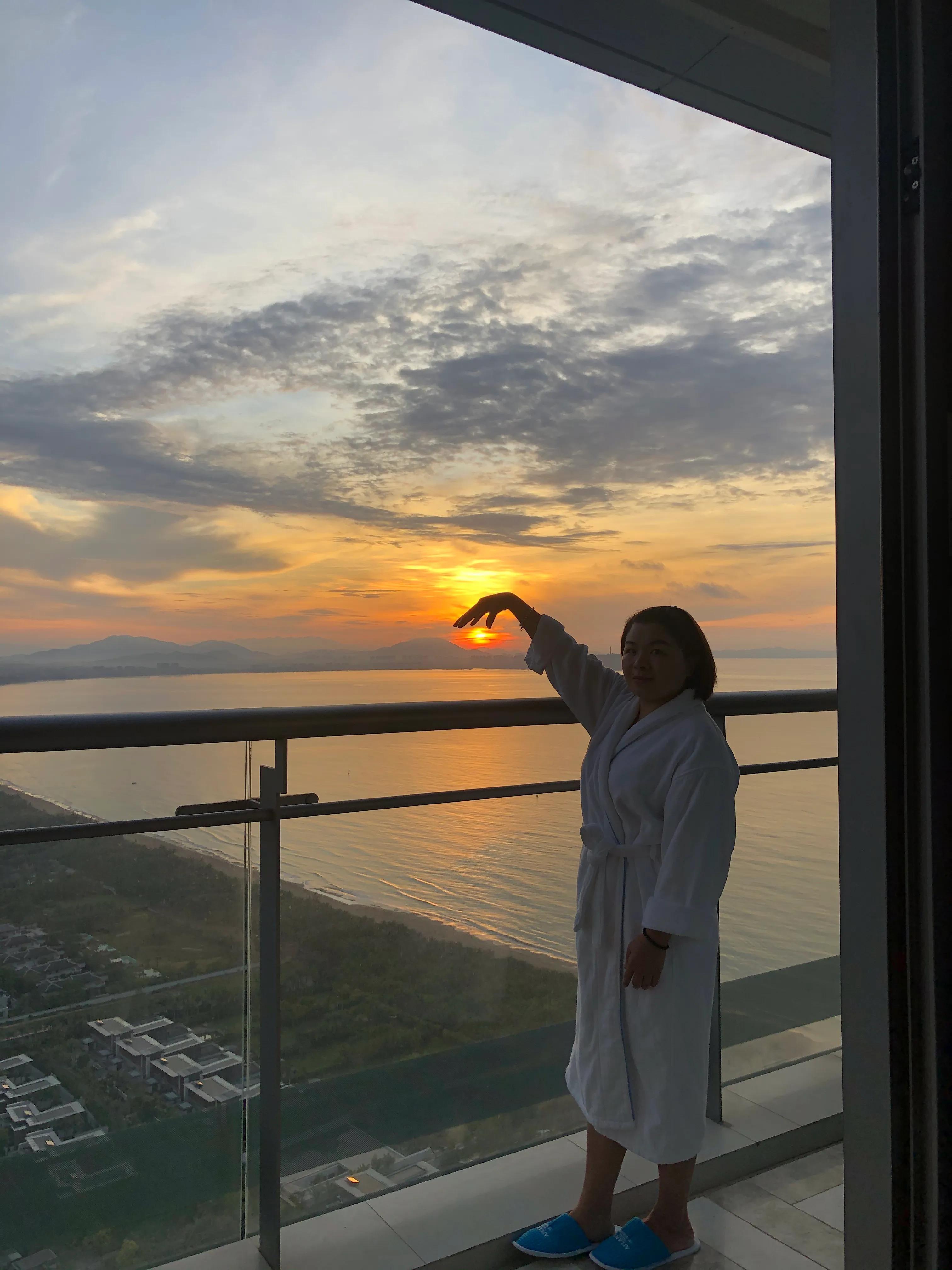 三亞度假勝地，亞龍灣與海棠灣住宿選擇深度解析，三亞度假勝地解析，亞龍灣與海棠灣住宿攻略對(duì)比