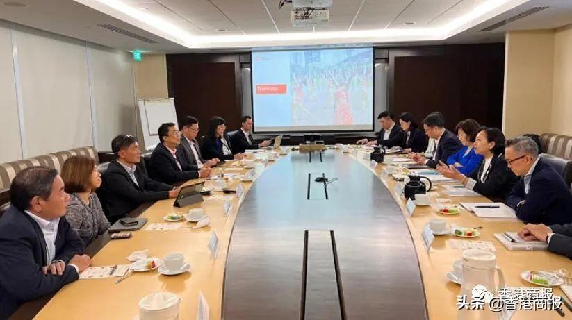 關(guān)于香港正版資料的免費(fèi)獲取，未來(lái)的機(jī)遇與挑戰(zhàn)（2025年展望），香港正版資料的未來(lái)機(jī)遇與挑戰(zhàn)，免費(fèi)獲取與2025年展望