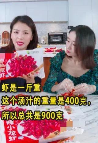 劉濤泳裝，魅力閃耀海灘的時(shí)尚風(fēng)采，劉濤泳裝秀，海灘上的時(shí)尚魅力