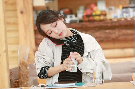 演員王珂為何不溫不火？——深度解析其演藝之路，演員王珂演藝之路解析，為何未能大紅大紫？深度探究其演藝生涯。