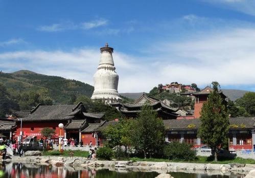 五臺山旅游指南，揭秘前往五臺山必須了解的禁忌，五臺山旅游指南，揭秘五臺山游覽必備禁忌知識