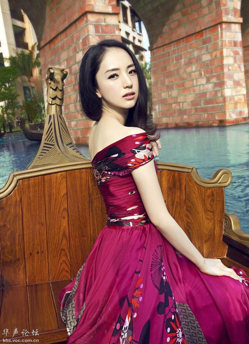 董璇個(gè)人資料和圖片簡(jiǎn)介，董璇個(gè)人資料及圖片簡(jiǎn)介