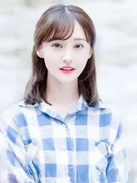 鄭爽最新照片曝光，2024年的風(fēng)采依舊迷人，鄭爽最新照片曝光，2024年風(fēng)采依舊迷人亮眼