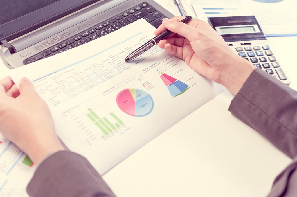 富國天益，探索金融領域的卓越之路，富國天益，金融卓越之路的探索者