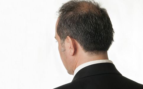 男性掉頭發(fā)的常見(jiàn)原因及應(yīng)對(duì)之策，男性脫發(fā)成因與應(yīng)對(duì)之策