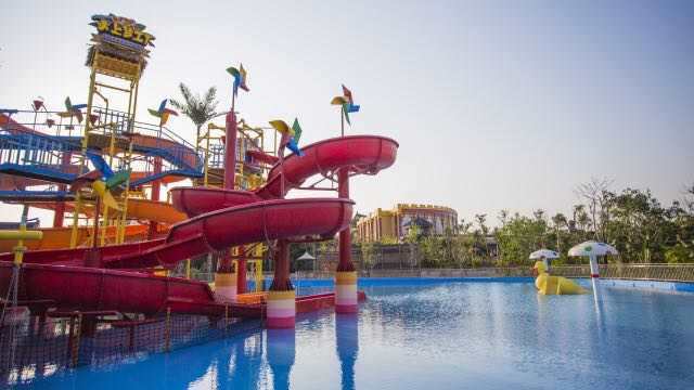 方特水上樂(lè)園圖片集錦，盡享水上樂(lè)趣，方特水上樂(lè)園精彩瞬間，水上樂(lè)趣盡享無(wú)限