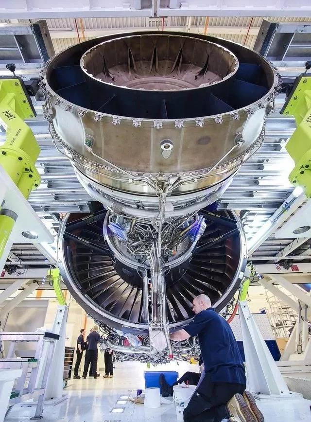 殲-35可能即將首飛，探索新一代戰(zhàn)斗機(jī)的技術(shù)前沿，殲-35即將首飛，探索新一代戰(zhàn)斗機(jī)技術(shù)前沿的里程碑