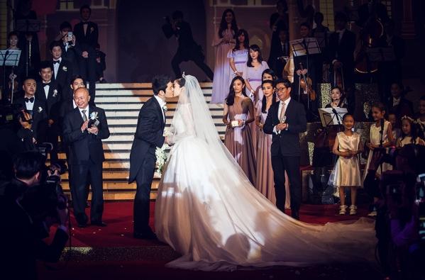 揭秘600位明星的電話(huà)聯(lián)系方式，探索娛樂(lè)圈的私密世界，揭秘娛樂(lè)圈私密世界，600位明星聯(lián)系方式大曝光