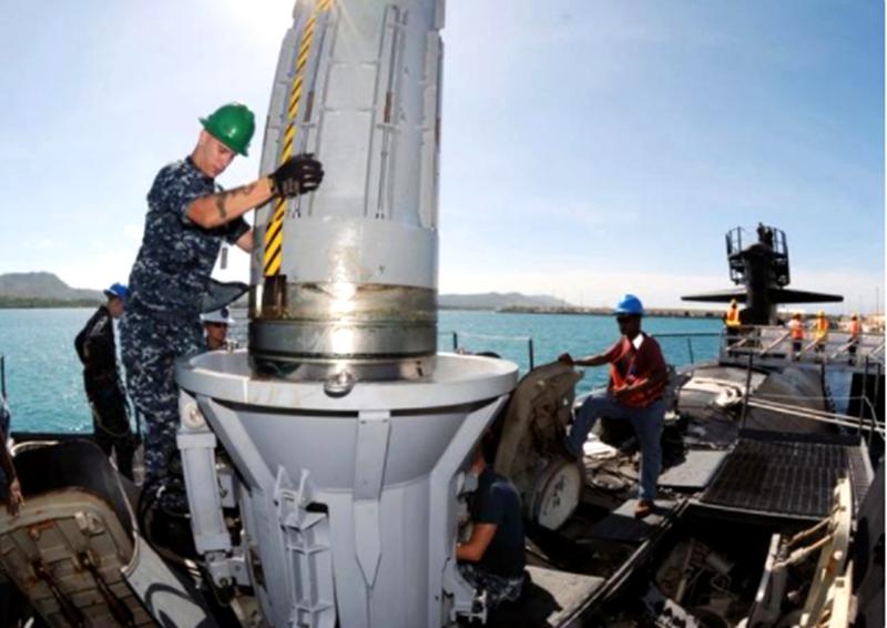 戰(zhàn)斧導(dǎo)彈價(jià)格揭秘，一枚究竟多少錢？，戰(zhàn)斧導(dǎo)彈價(jià)格揭秘，一枚究竟價(jià)值多少？