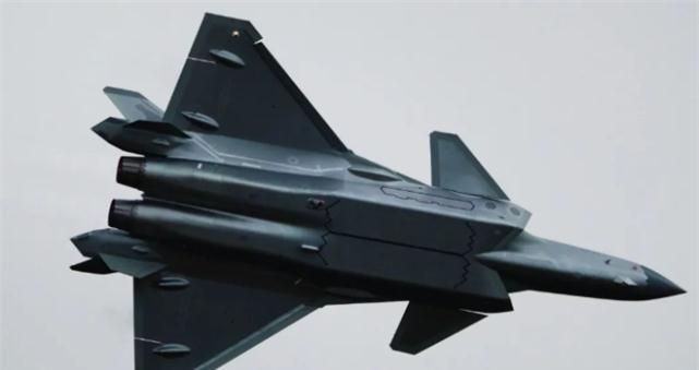 六代機首飛殲-20，中國航空工業(yè)的里程碑事件，中國航空工業(yè)的里程碑，殲-20六代機首飛成功