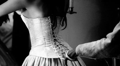 如何自己判斷子宮下垂，子宮下垂的自我判斷方法