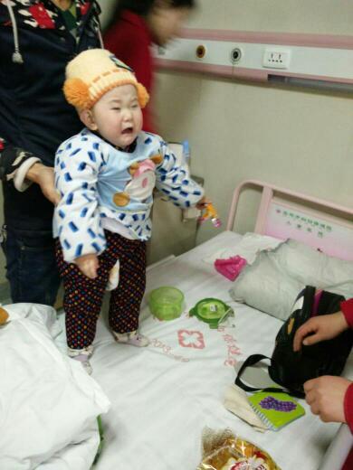 關(guān)于五個腦癱嬰兒睡姿的圖片及其重要性，五個腦癱嬰兒睡姿圖片揭示的重要性